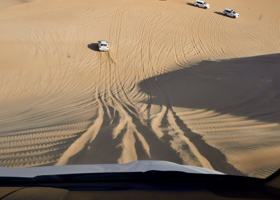 dune bashing in abu dhabi