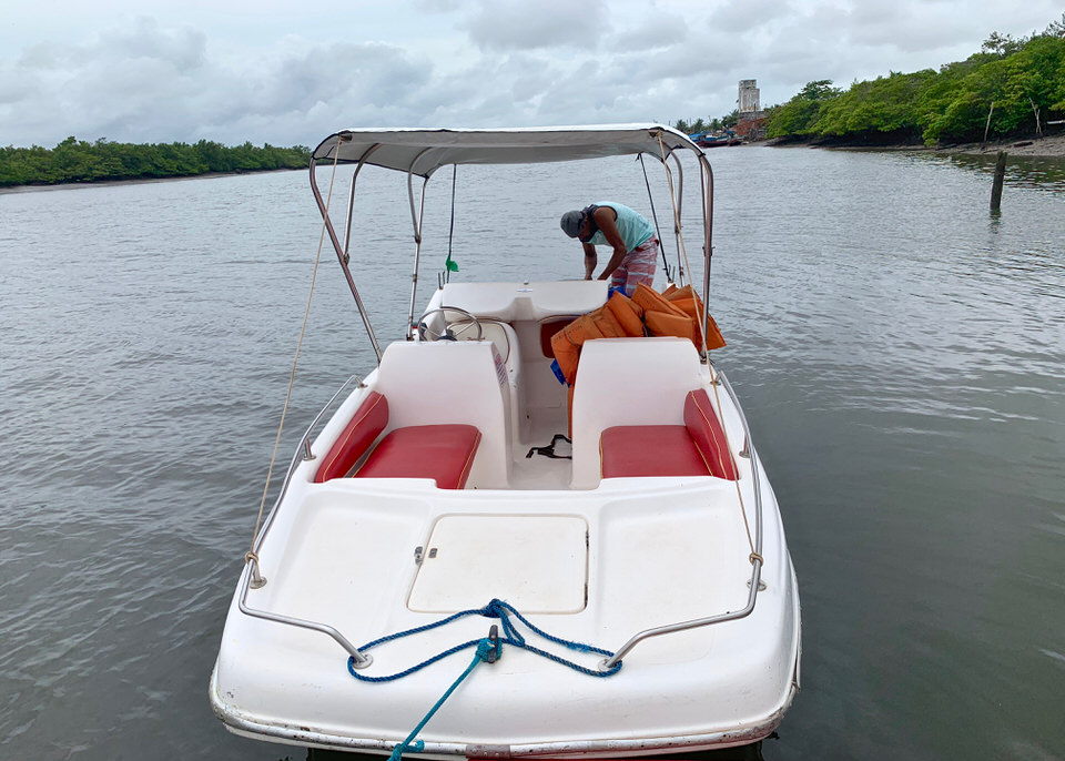 Speed boats on the River Parnaiba